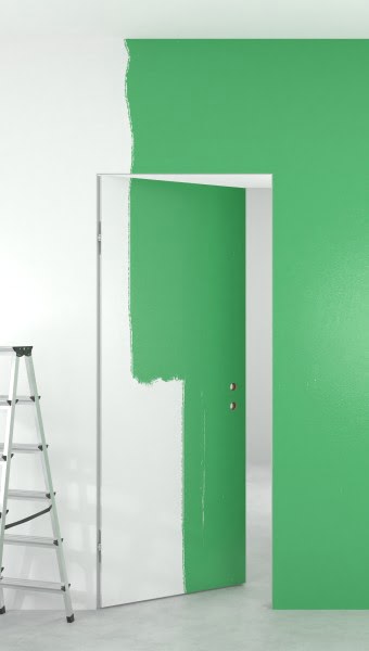 Скрытая дверь ZM067 (под покраску / глухая, с алюминиевой кромкой с 4 сторон)