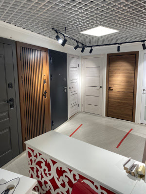 Салон дверей в ТК «MEBELWOOD» 2