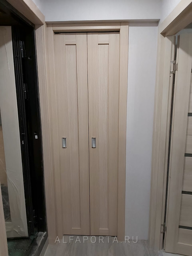 Установка складной двери в шкаф
